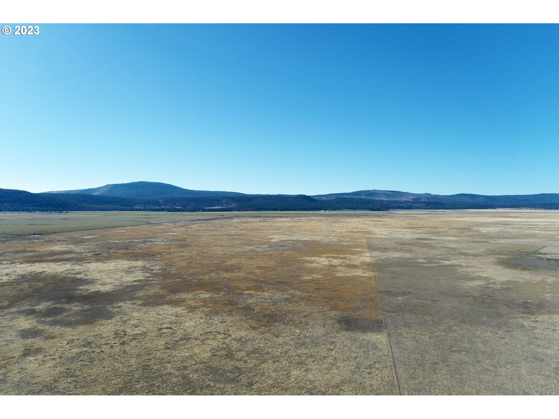 Mitchell Road Dairy, OR 97625 - Photo 15 of 18 a view of an ocean