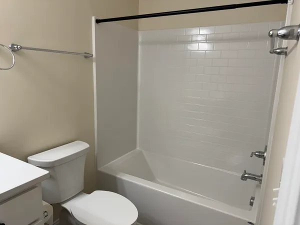 $2,750 | 1809 Zelasko Drive, Johns Island, SC 29455