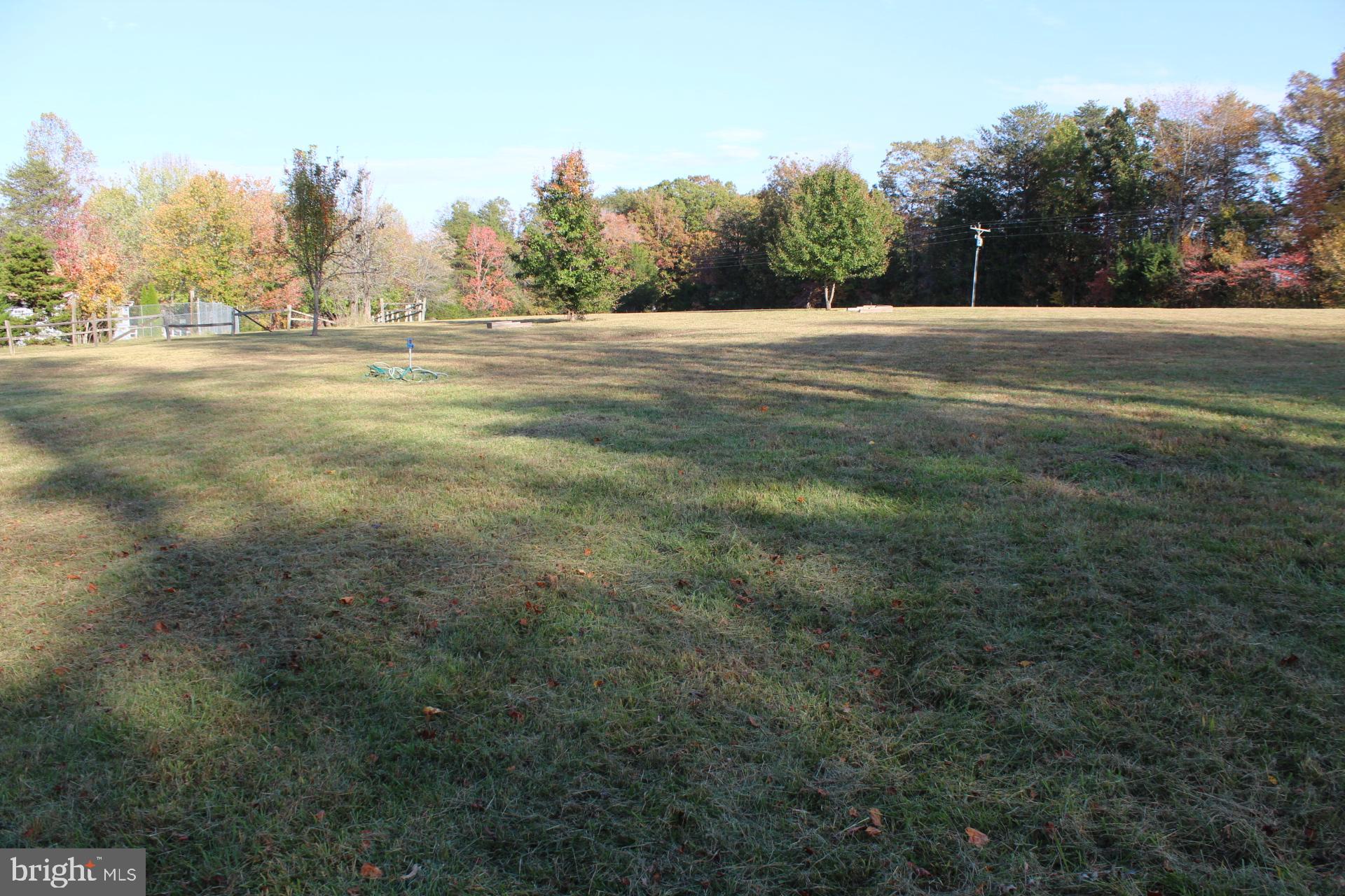 5274 Burr Hill Road Rhoadesville, VA 22542 - Photo 47 of 66 a view of an outdoor space and a yard