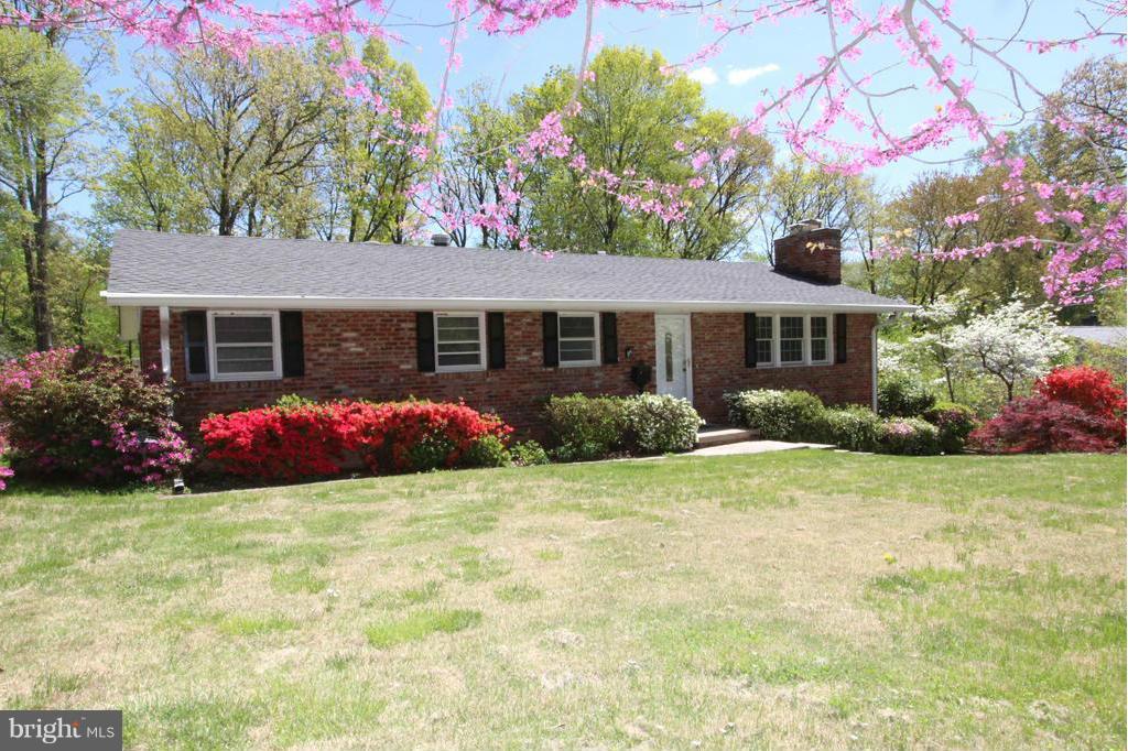 4305 Guinea Road Annandale, VA 22003 - Photo 1 of 29 Exterior (Front)