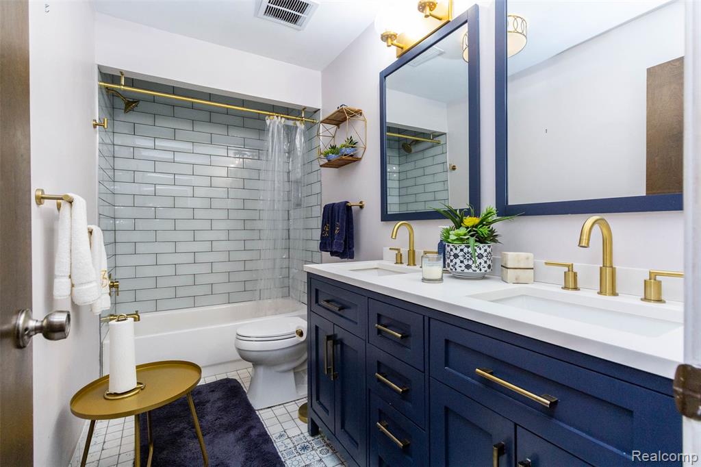 27330 Arborway Road, Unit 17 Southfield, MI 48033 - Photo 34 of 50 Gallery Image 34