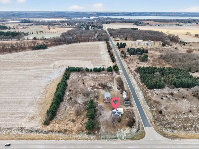 $250,000 | W895 Highway 23, Green Lake, WI 54941