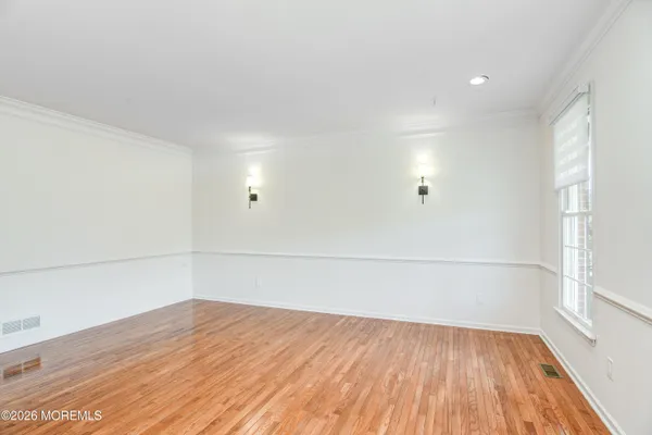 $7,500 | 9 Mackenzie Court, Freehold, NJ 07728