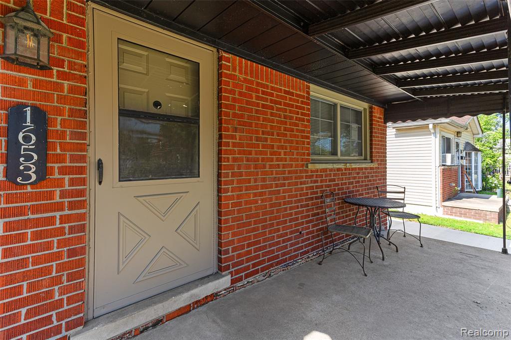 1653 London Avenue Lincoln Park, MI 48146 - Photo 3 of 30