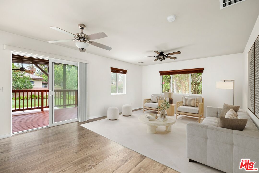 16822 Valerio Street Lake Balboa, CA 91406 - Photo 14 of 37