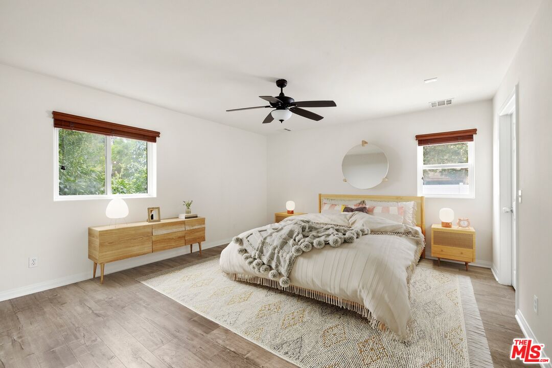 16822 Valerio Street Lake Balboa, CA 91406 - Photo 17 of 37