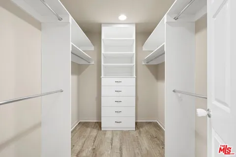 $1,299,000 | 16822 Valerio Street, Lake Balboa, CA 91406