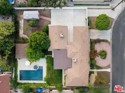 $1,299,000 | 16822 Valerio Street, Lake Balboa, CA 91406