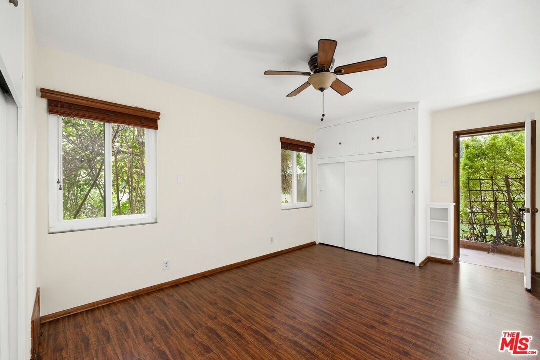 16822 Valerio Street Lake Balboa, CA 91406 - Photo 21 of 37