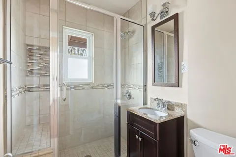 $1,299,000 | 16822 Valerio Street, Lake Balboa, CA 91406