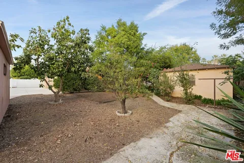 $1,299,000 | 16822 Valerio Street, Lake Balboa, CA 91406