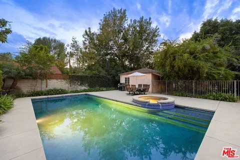 $1,299,000 | 16822 Valerio Street, Lake Balboa, CA 91406