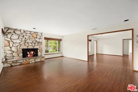 $1,299,000 | 16822 Valerio Street, Lake Balboa, CA 91406