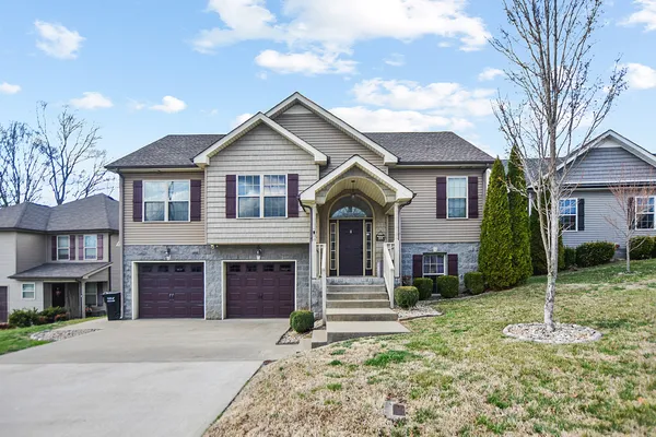 $2,200 | 113 Irishman Way, Clarksville, TN 37042