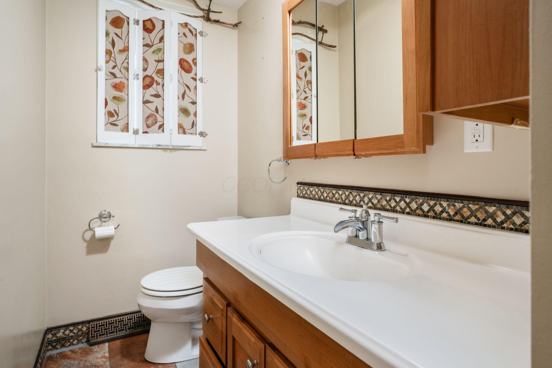4553 Sandy Lane Road Columbus, OH 43224 - Photo 26 of 47