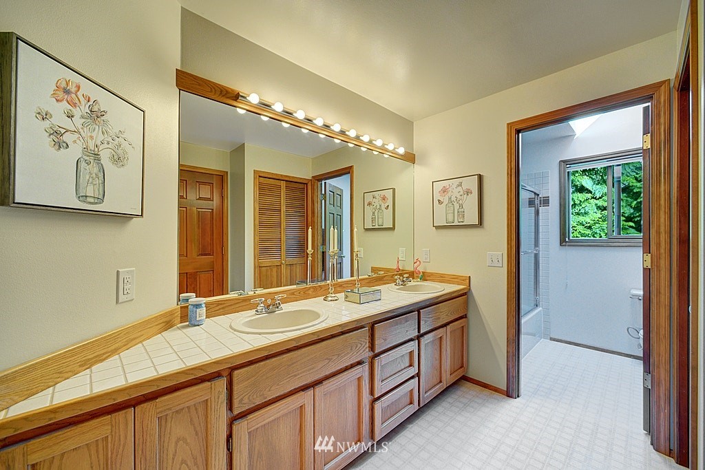 17501 190th Avenue Southeast Renton, WA 98058 - Photo 16 of 23 Gallery Image 16