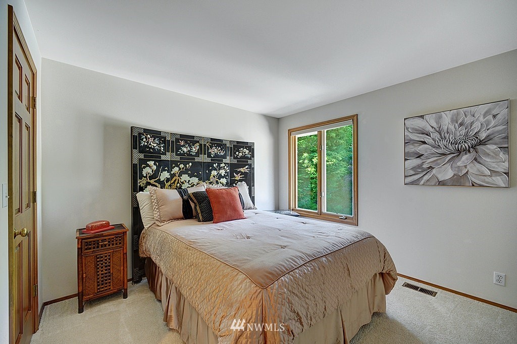 17501 190th Avenue Southeast Renton, WA 98058 - Photo 18 of 23 Gallery Image 18