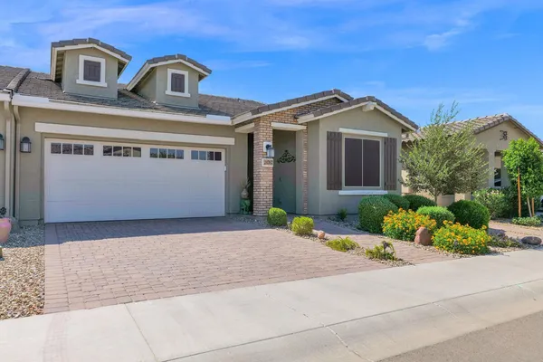 $1,800 | 24767 North 171st Drive, Surprise, AZ 85387