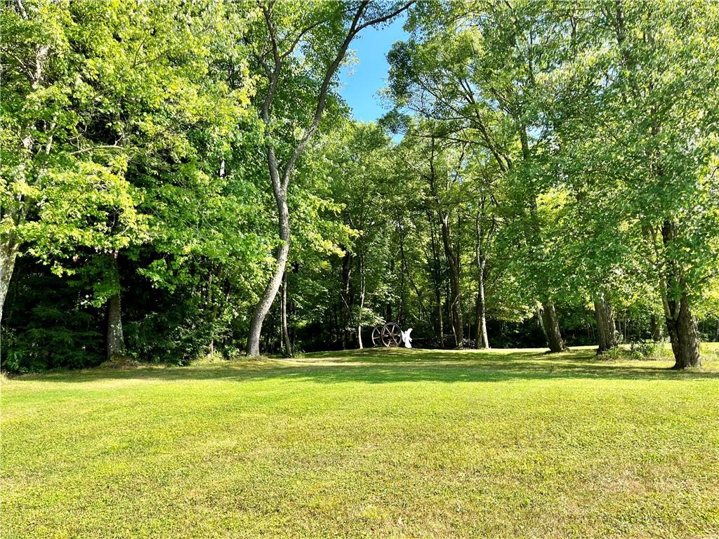 1316 Chicora Road Chicora, PA 16025 - Photo 7 of 25 a view of a volley ball court