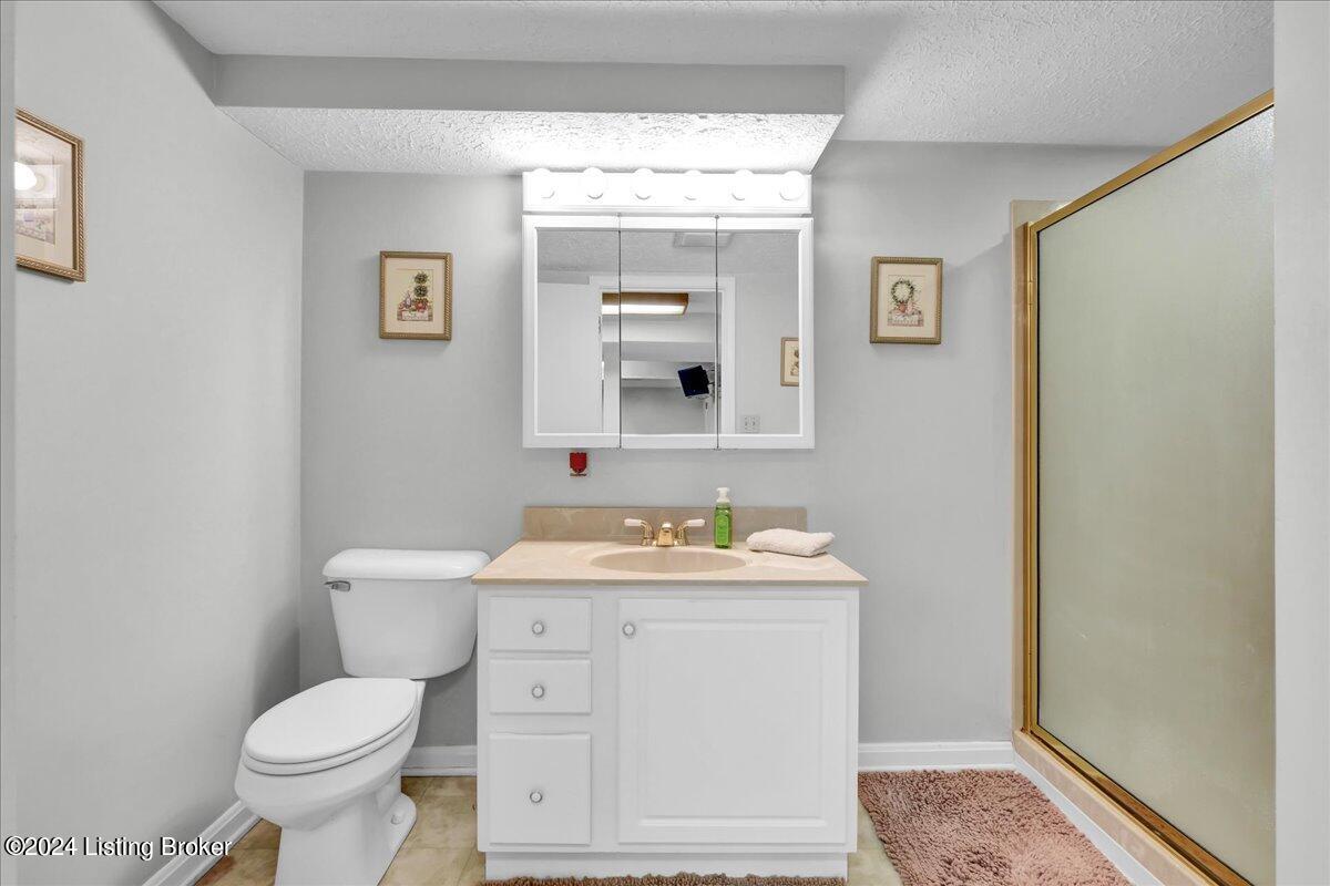 8513 Eula Road Louisville, KY 40219 - Photo 40 of 46 40-8513 Eula Rd-140