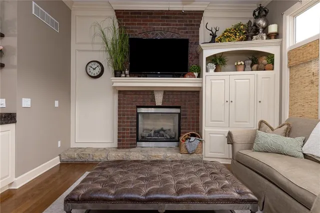 $999,050 | 2116 Winding Woods Drive, Liberty, MO 64068