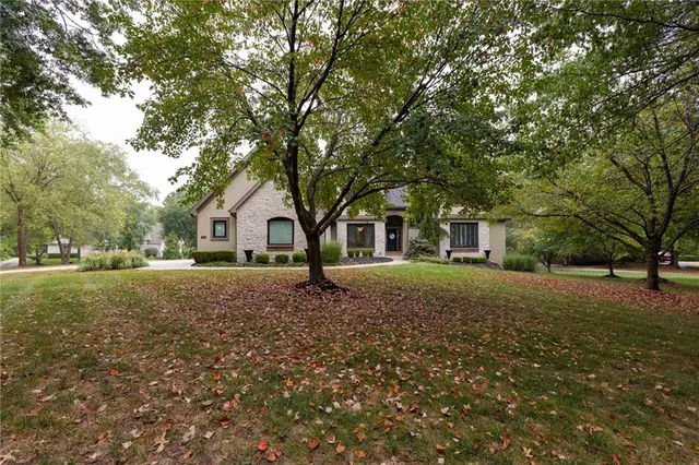 $999,050 | 2116 Winding Woods Drive, Liberty, MO 64068