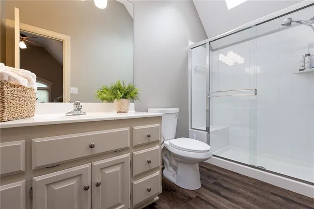 $999,050 | 2116 Winding Woods Drive, Liberty, MO 64068