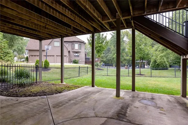 $999,050 | 2116 Winding Woods Drive, Liberty, MO 64068