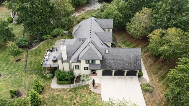 $999,050 | 2116 Winding Woods Drive, Liberty, MO 64068