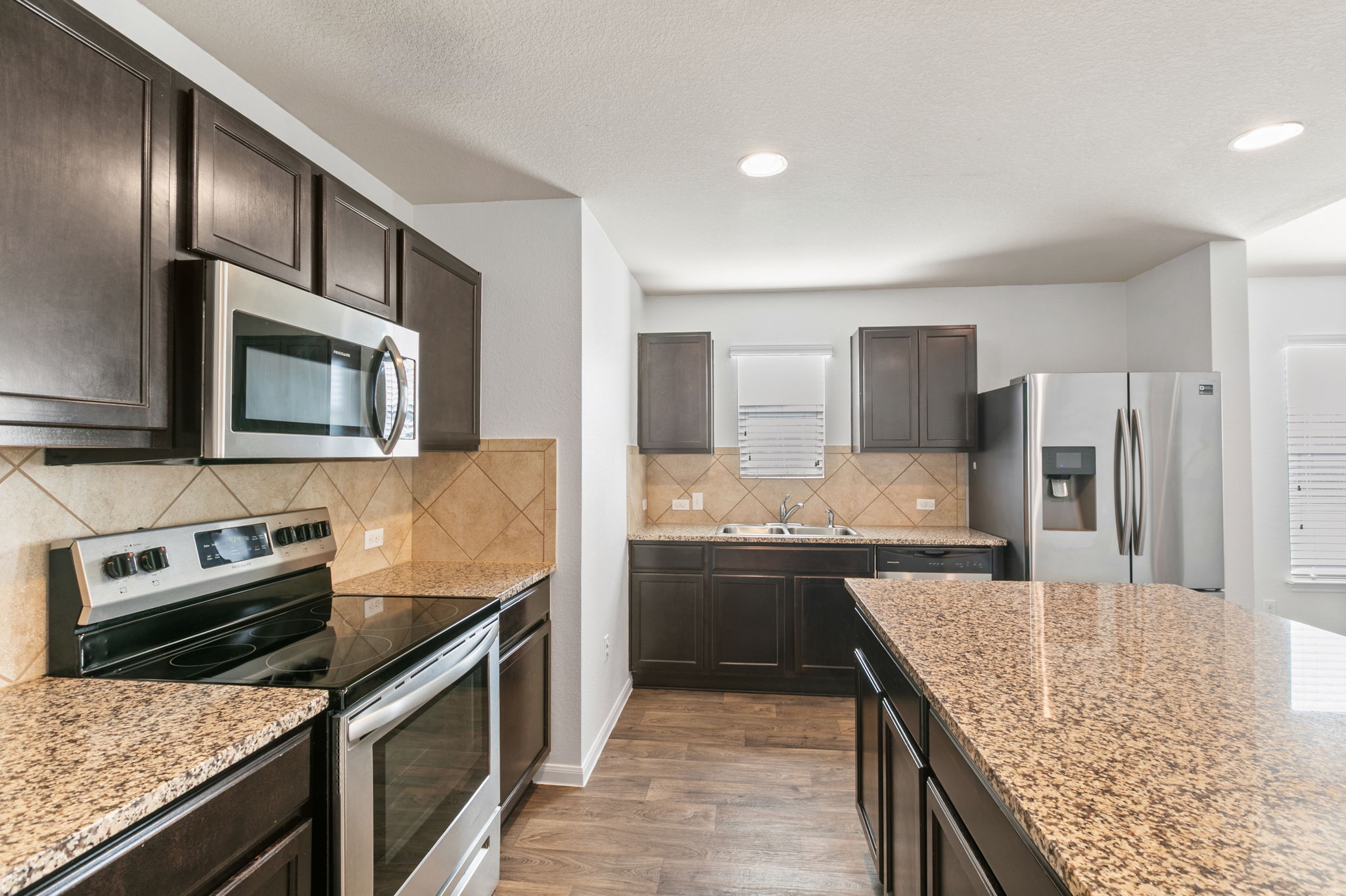 725 Liard River Road Hutto, TX 78634 - Photo 6 of 27