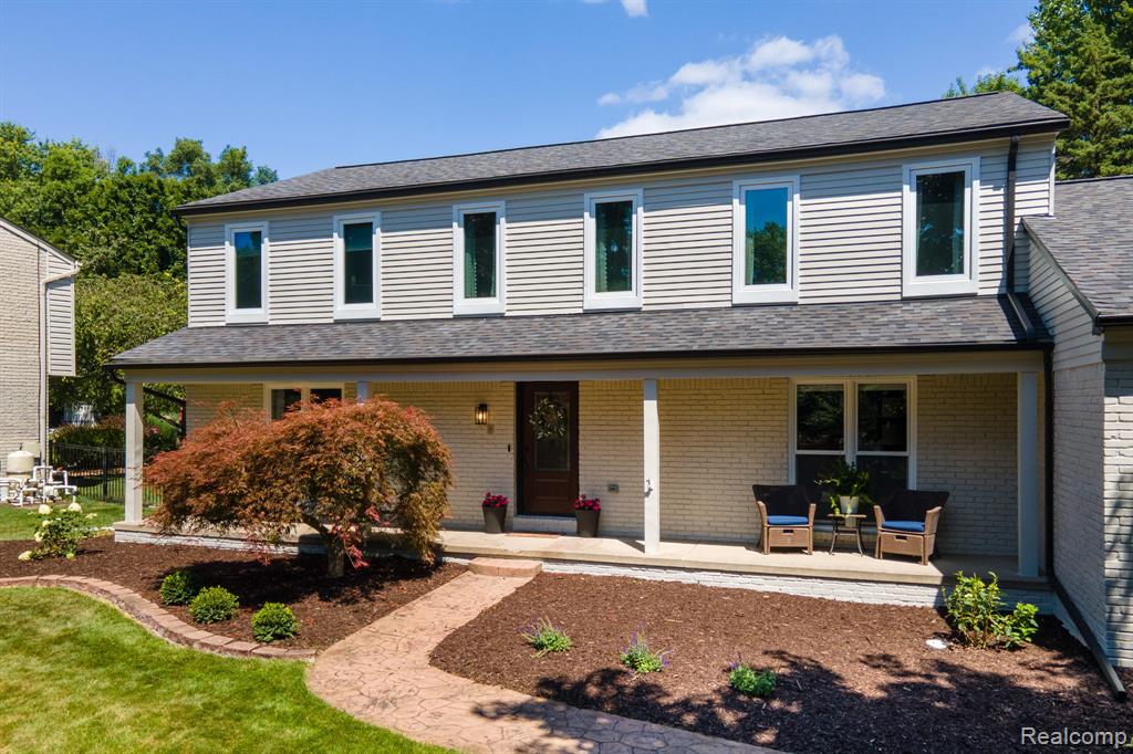 1120 Hackberry Circle Rochester Hills, MI 48309 - Photo 1 of 53 Gallery Image 1