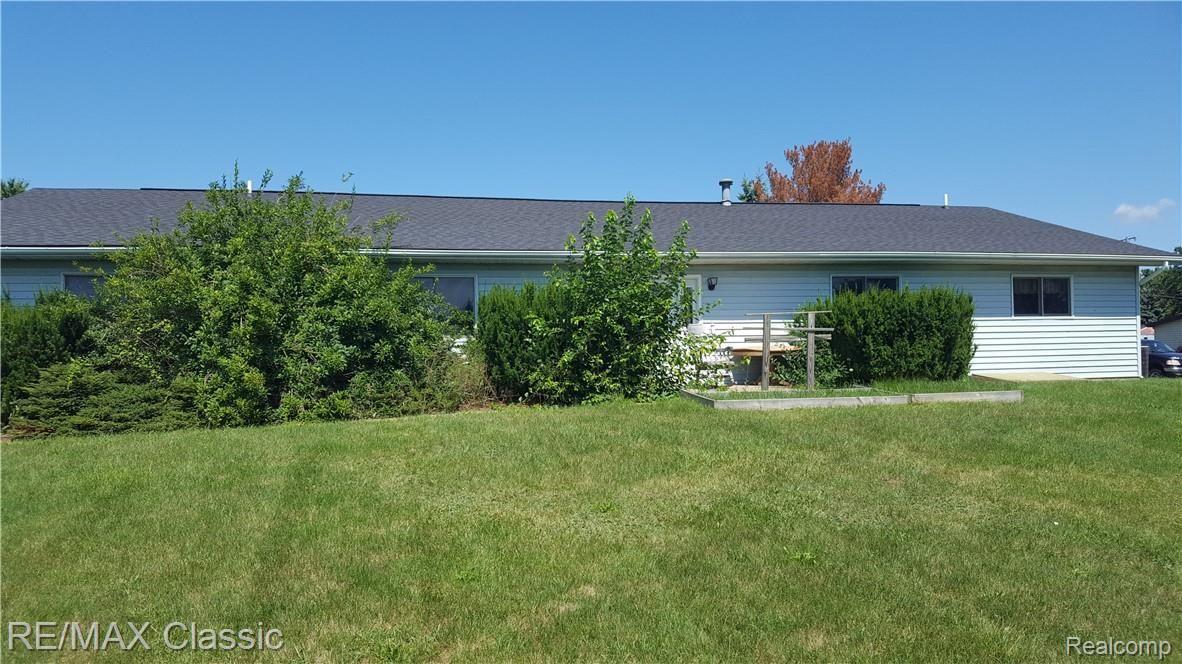 8154 East Richfield Road Davison, MI 48423 - Photo 24 of 28 20180822_134115.jpg