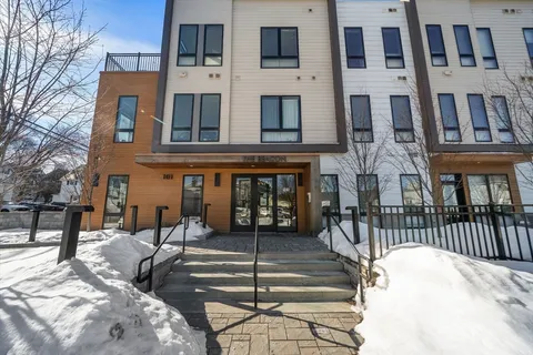 $899,000 | 101 North Beacon Street, Unit 309, Watertown, MA 02472