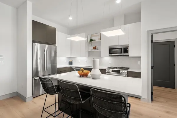 $899,000 | 101 North Beacon Street, Unit 309, Watertown, MA 02472
