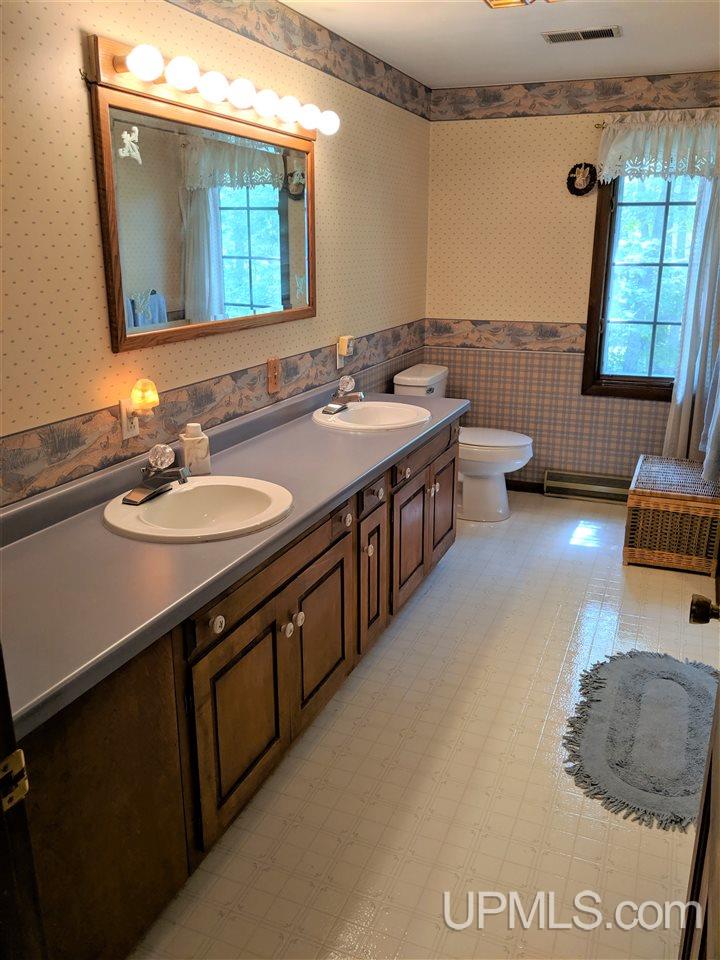 490 Deer Lake Road Ishpeming, MI 49849 - Photo 32 of 47