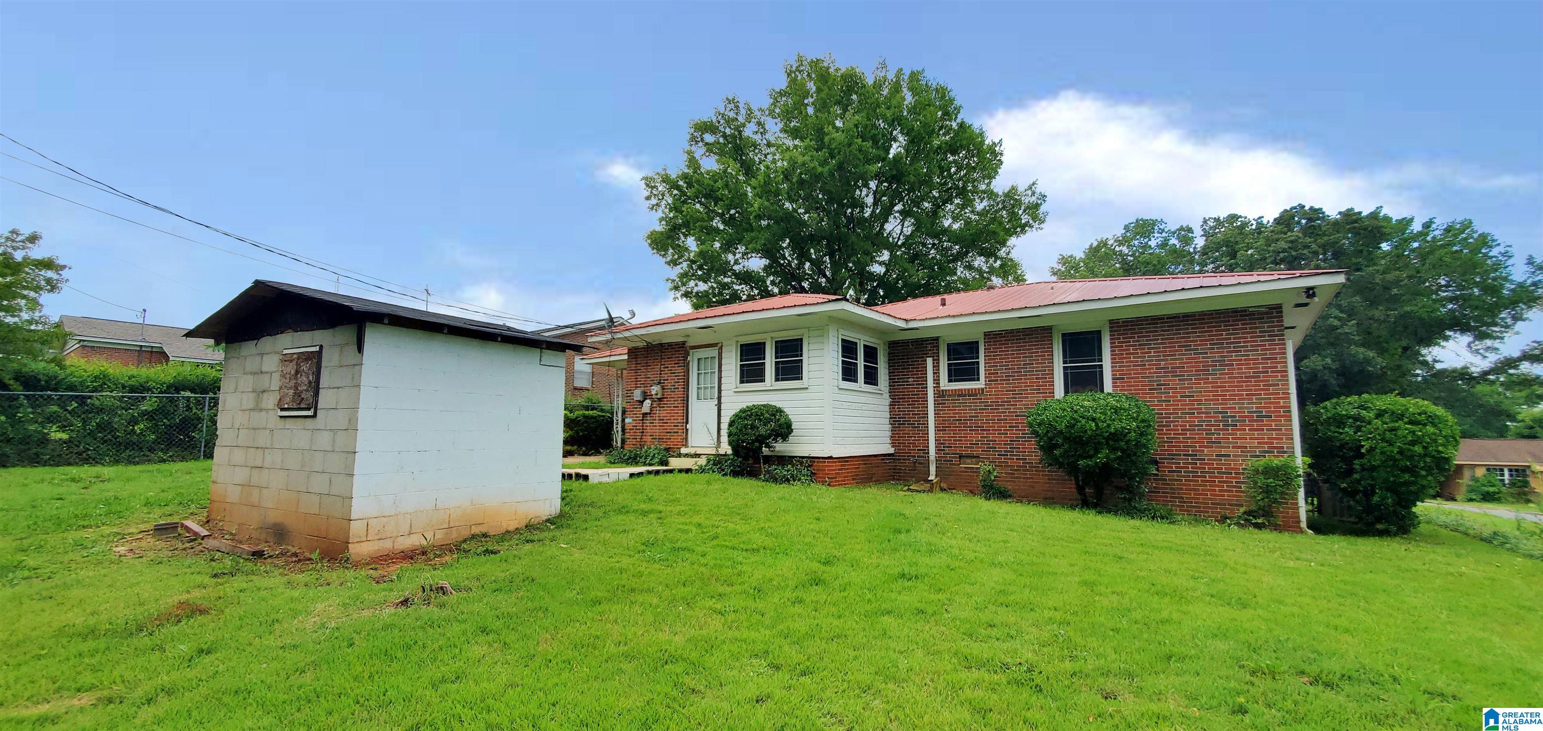 1121 Cook Drive Sylacauga, AL 35150 - Photo 3 of 13