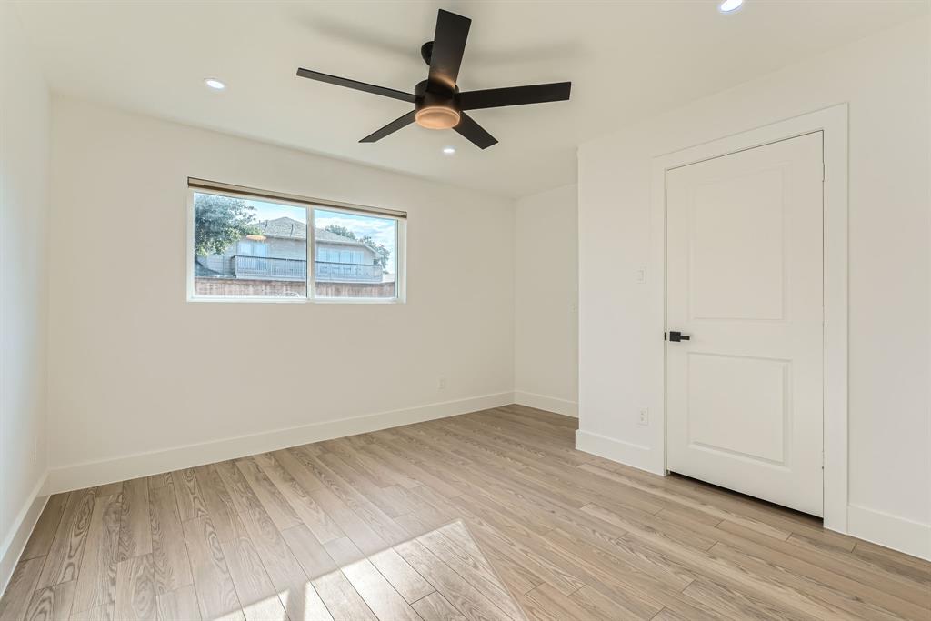 16212 Spring Creek Road Dallas, TX 75248 - Photo 23 of 28