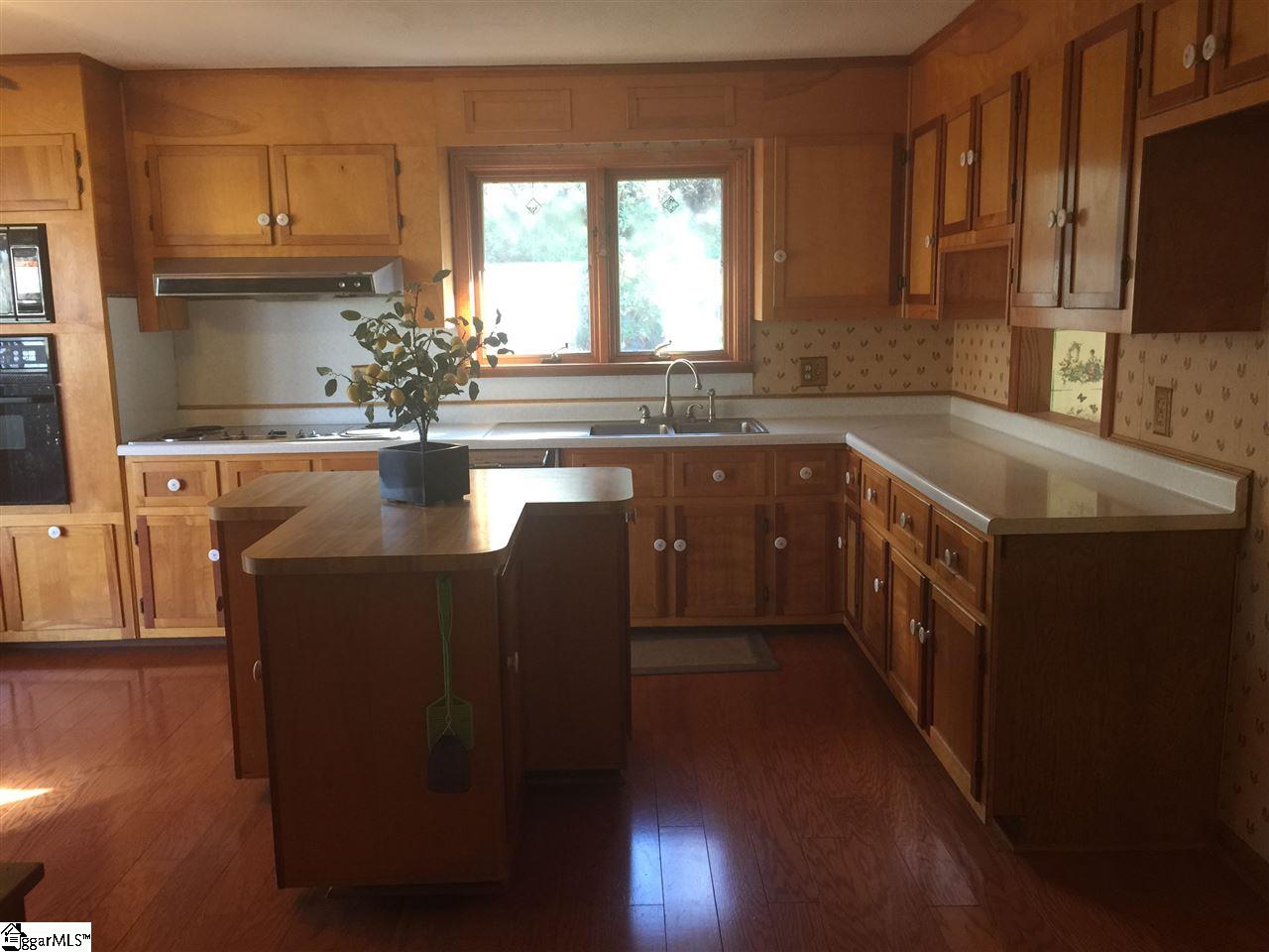 1015 Moody Bridge Road Marietta, SC 29661 - Photo 12 of 35 Gallery Image 12