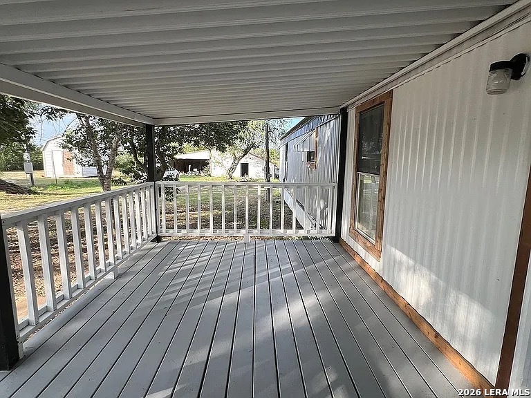 700 Lopez Street George West, TX 78022 - Photo 3 of 11