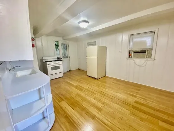 $1,055 | 1410 Wentworth Street, Houston, TX 77004
