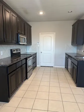 $2,300 | 4119 Nia Drive, Irving, TX 75038