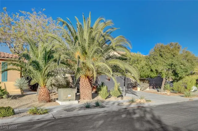 $2,450 | 4328 Desert Home Avenue, North Las Vegas, NV 89085