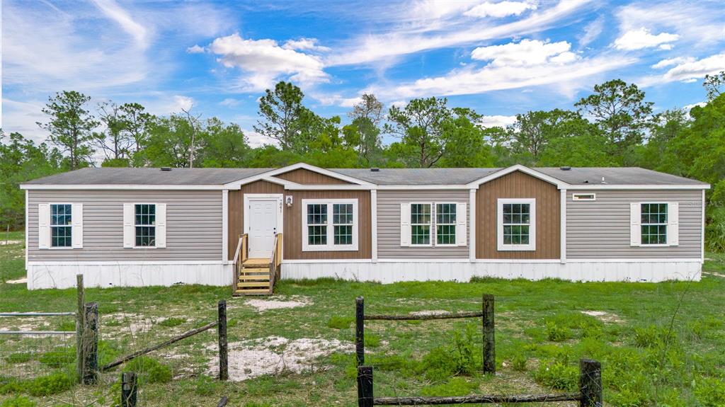 7841 Southwest 152nd Place Dunnellon, FL 34432 - Photo 2 of 33