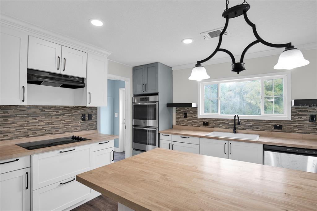 7841 Southwest 152nd Place Dunnellon, FL 34432 - Photo 10 of 33