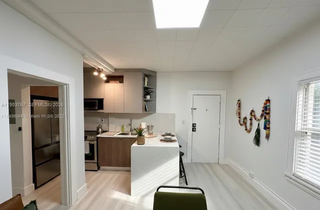 $199,000 | 126 Mendoza Avenue, Unit 2, Coral Gables, FL 33134