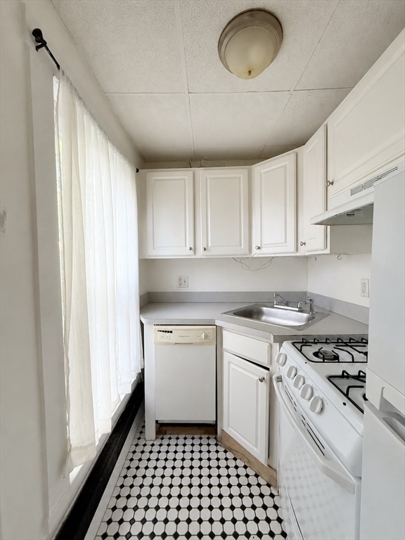 23-25 Inman Street Cambridge, MA 02139 - Photo 5 of 31