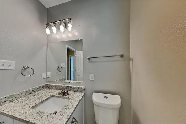 $1,945 | 10644 Fossil Hill Drive, Fort Worth, TX 76131