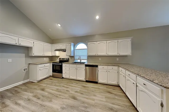 $1,945 | 10644 Fossil Hill Drive, Fort Worth, TX 76131