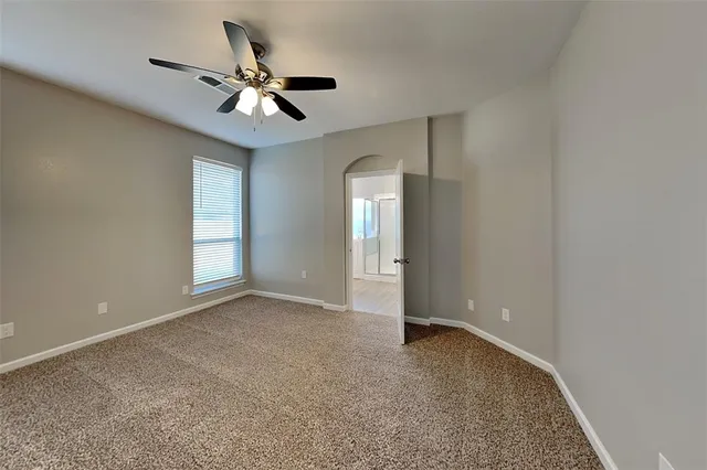 $1,945 | 10644 Fossil Hill Drive, Fort Worth, TX 76131