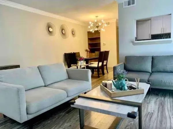 $1,100 | 6402 Del Monte Drive, Unit 121, Houston, TX 77057